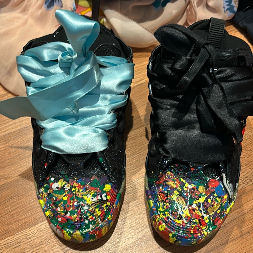 Lanvin Leather Curb Dept. Black Multi.